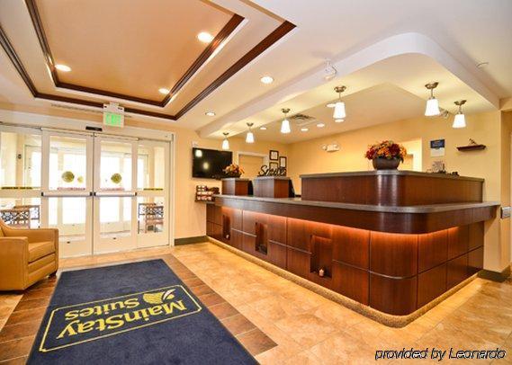 Mainstay Suites Minot Interior photo